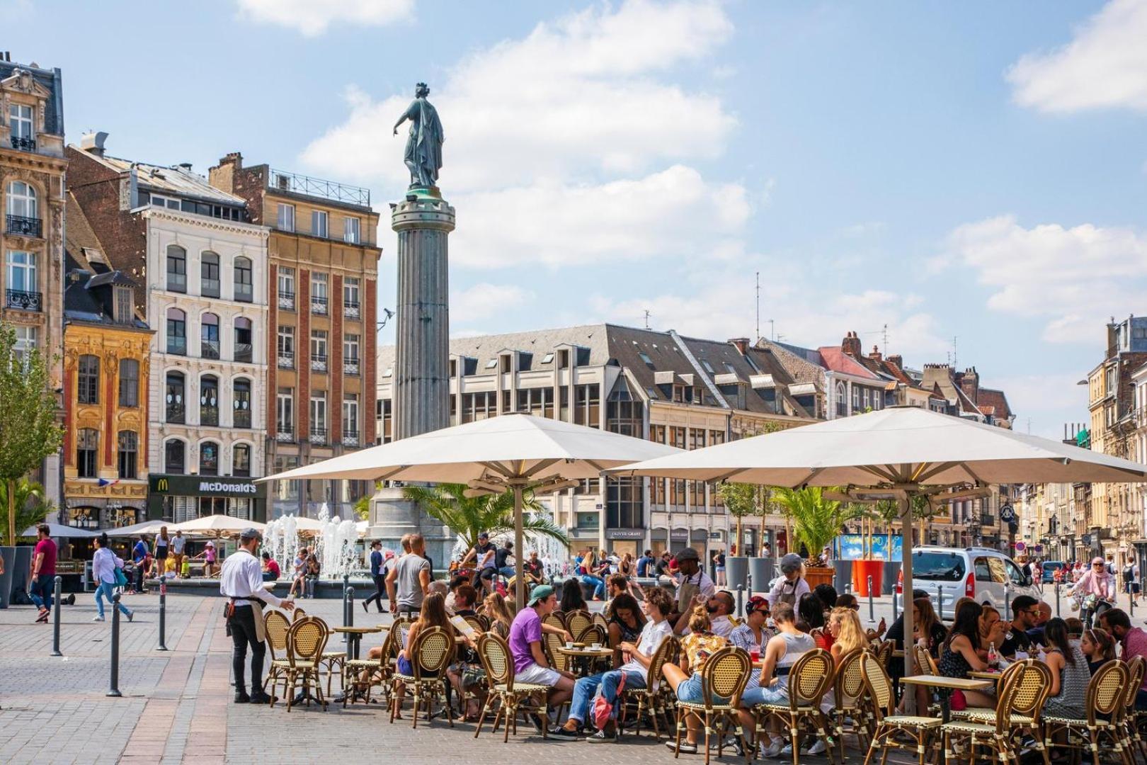 3 Bedroom Apartment On The Grand Place Lille Exteriér fotografie
